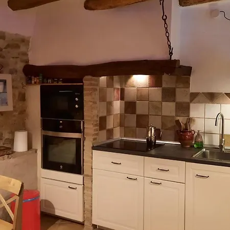 La Sargantana Kır Evi